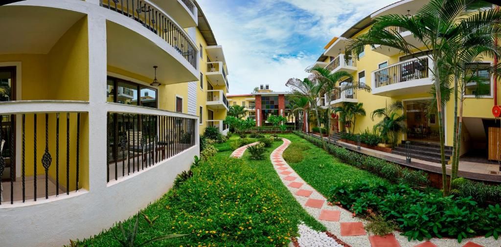 Sea Breeze Sarovar Portico фото 27