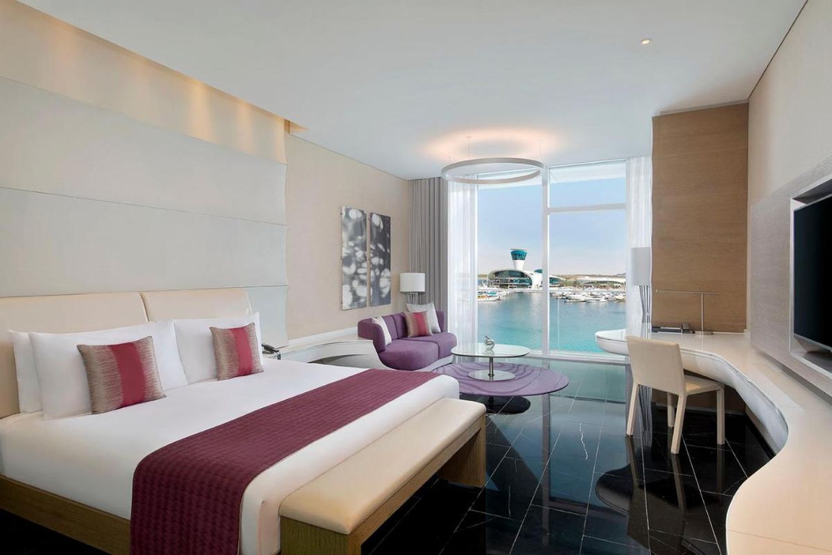 W Abu Dhabi - Yas Island фото 5