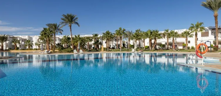 Фото отеля Continental Plaza Beach Resort