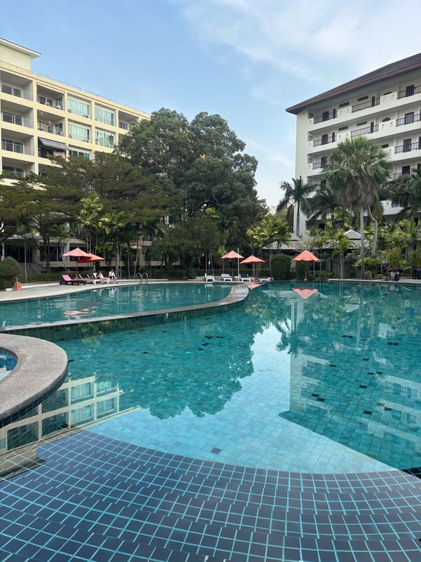 Wongamat Privacy Residence & Resort фото 35
