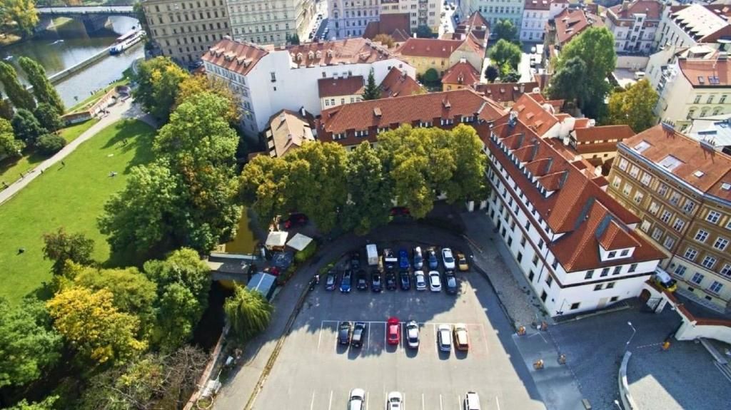 Hotel Kampa - Stara zbrojnice фото 6