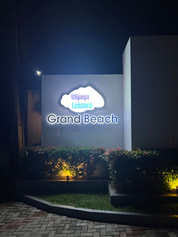 Grand Beach Wadduwa By Wijaya Leisure фото 51