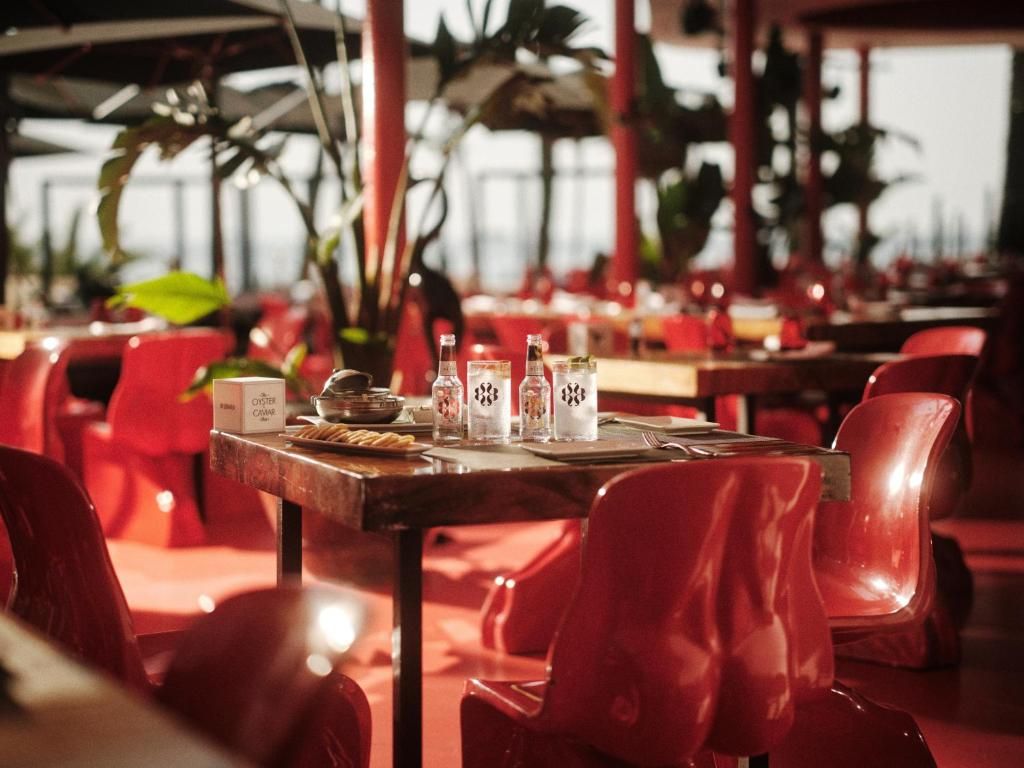 Ushuaia Ibiza Beach Hotel (Adults Only) фото 22