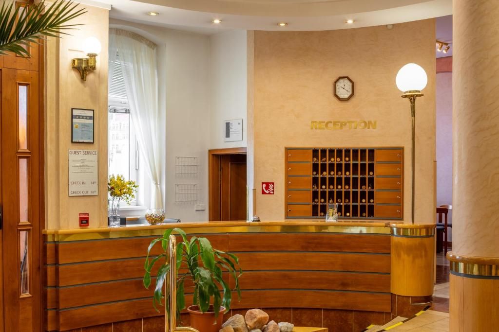 Wellness Hotel Jean De Carro фото 19