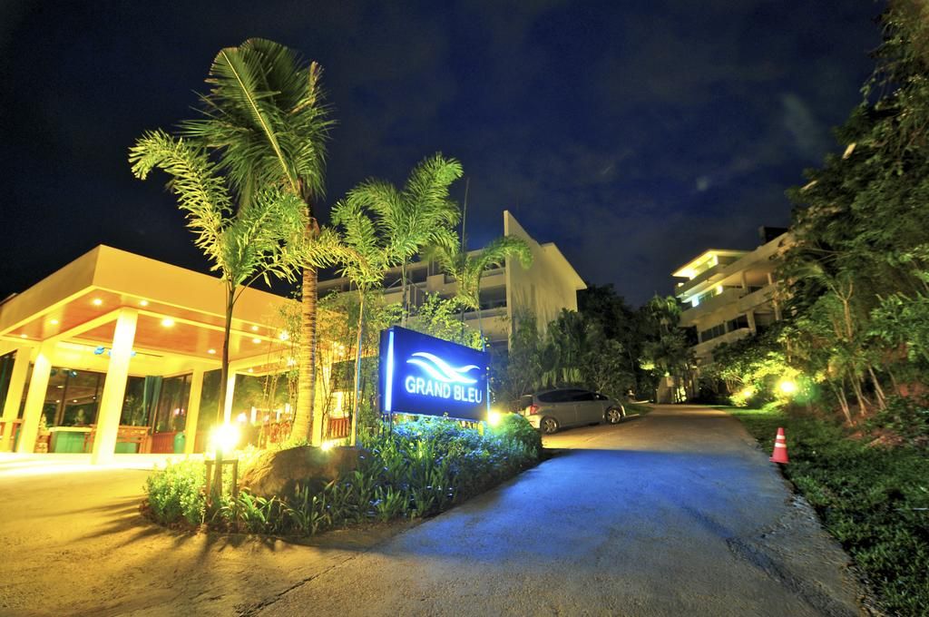 Amala Grand Bleu Resort фото 41