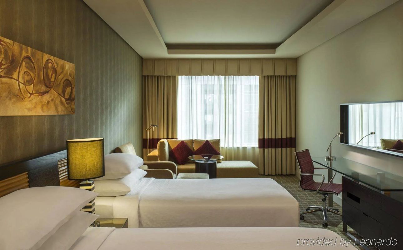 Majestic Premier Hotel фото 3