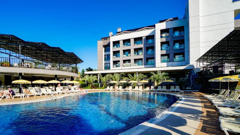 Istanbul Beach Hotel фото 67