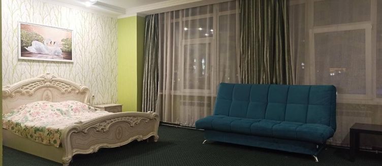 Фото отеля Express Hotel & Hostel