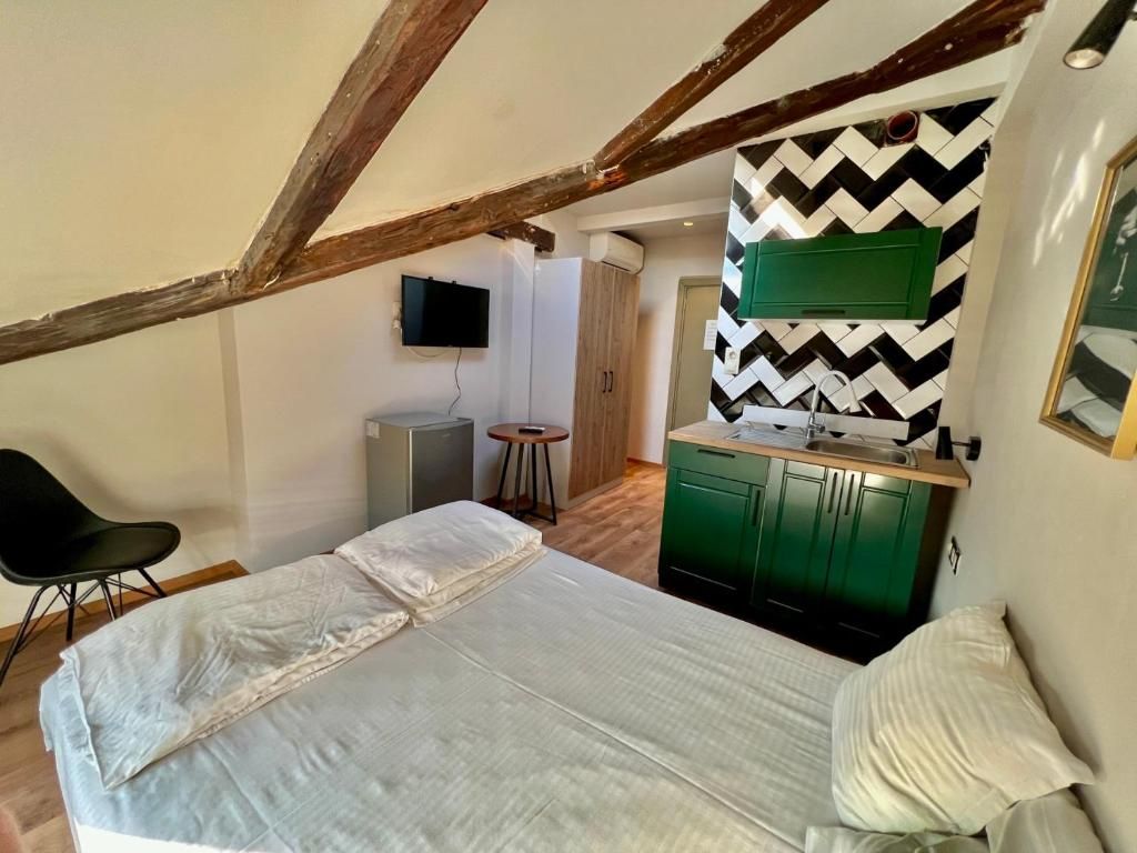 JUST rooms & wine фото 24