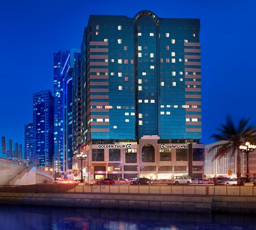 Golden Tulip Sharjah Hotel Apartments фото 43