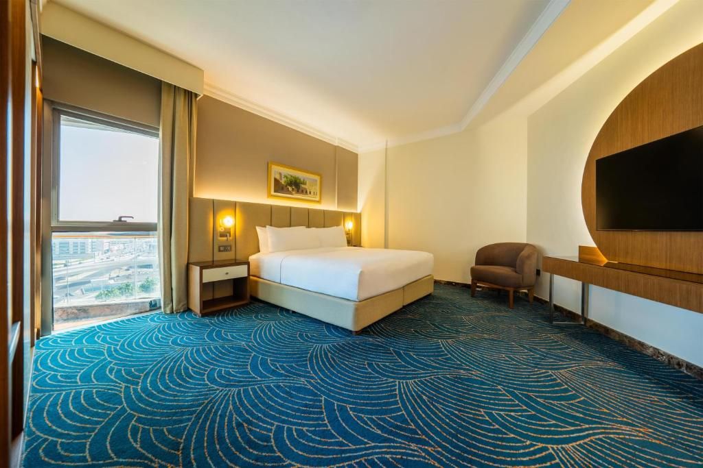 City Seasons Hotel Dubai фото 37