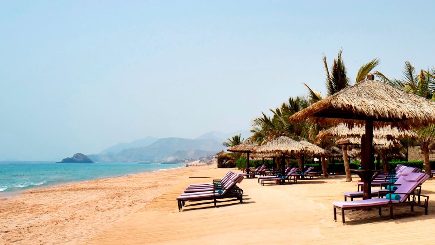 Le Meridien Al Aqah Beach Resort фото 34