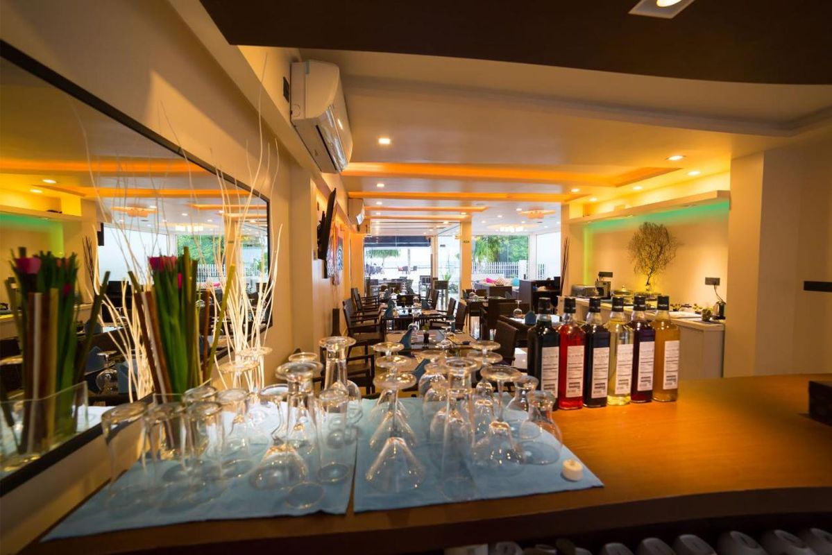 Guest House «The White Harp Beach Guest House» фото 6