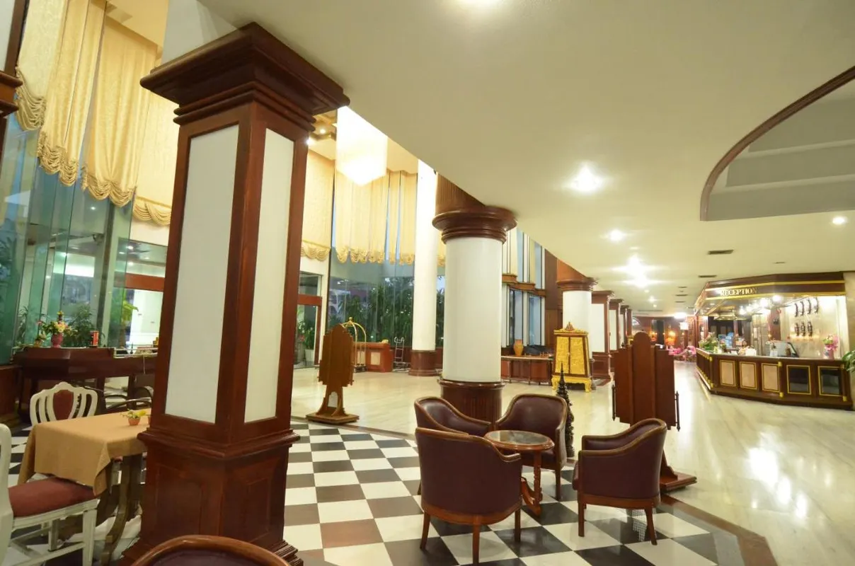 Welcome Plaza Hotel фото 10
