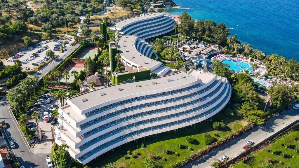 The Grand Blue Sky International Hotel фото 127