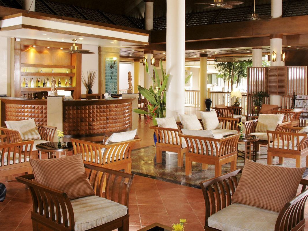 Thara Patong Beach Resort & Spa фото 22