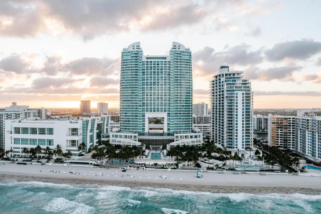 The Diplomat Beach Resort Hollywood, Curio Collection by Hilton фото 5