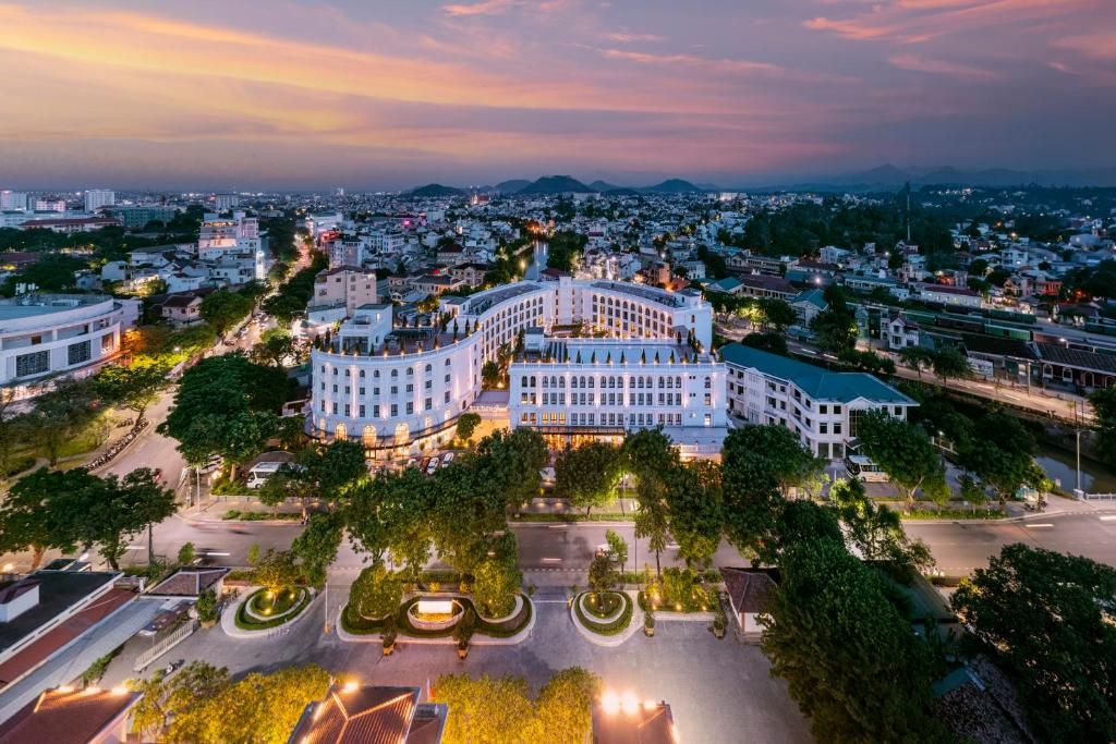 Silk Path Grand Hue Hotel & Spa фото 27