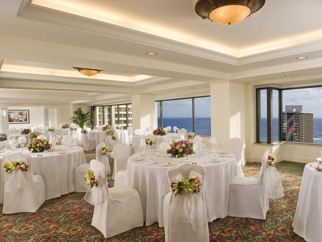 Hilton Hawaiian Village Waikiki Beach Resort фото 42