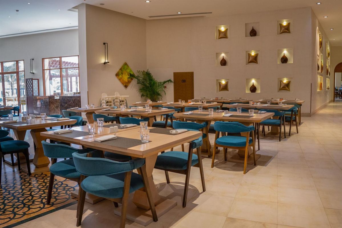 DoubleTree by Hilton Resort & Spa Marjan Island фото 15