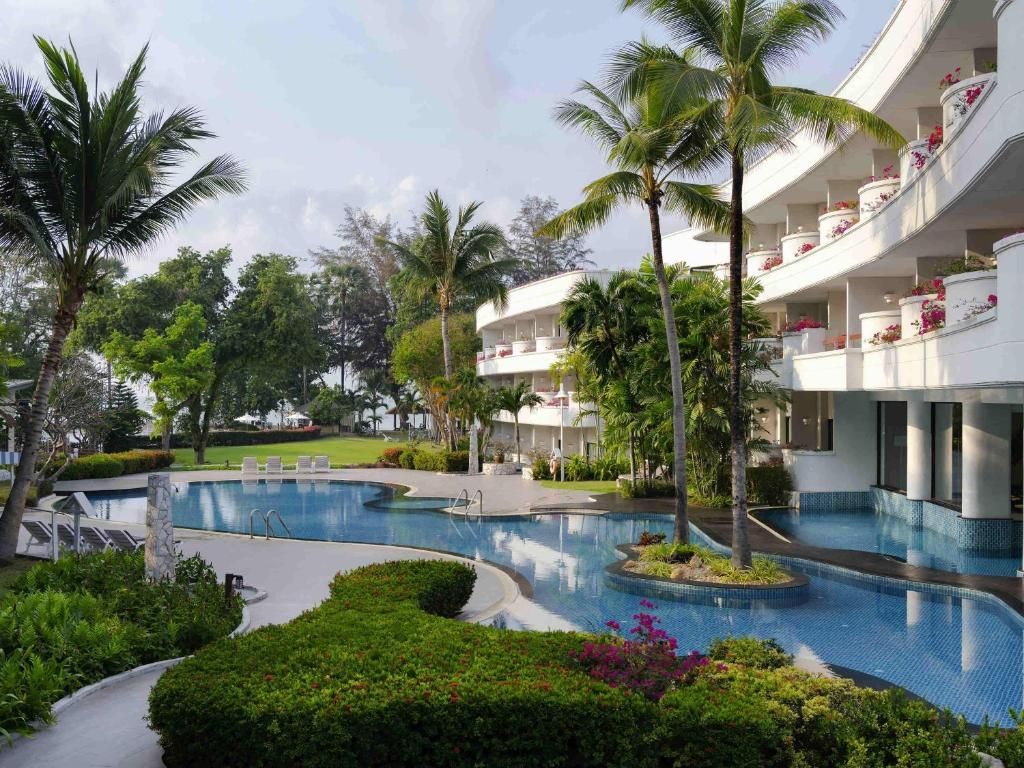 Novotel Rayong Rim Pae Resort фото 56