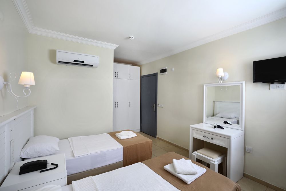 Апарт-отель «Summer Garden Suites & Beach» фото 22