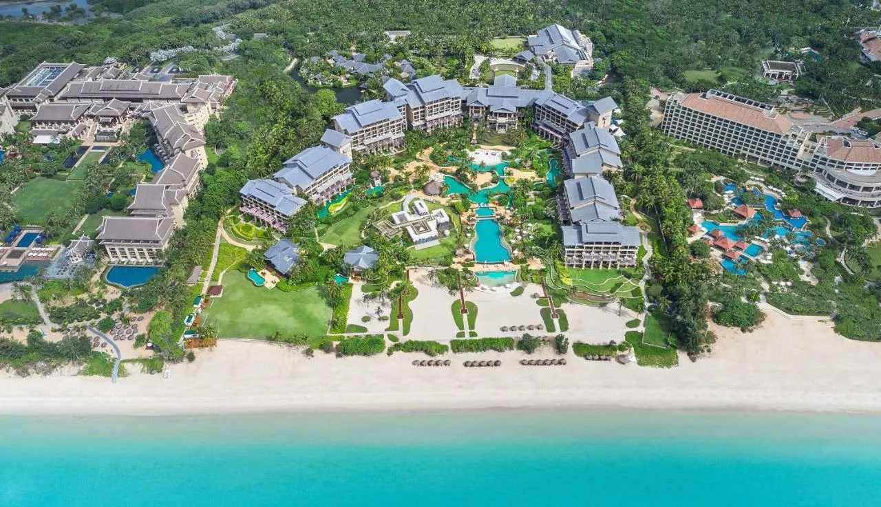Hilton Sanya Yalong Bay Resort & Spa фото 2