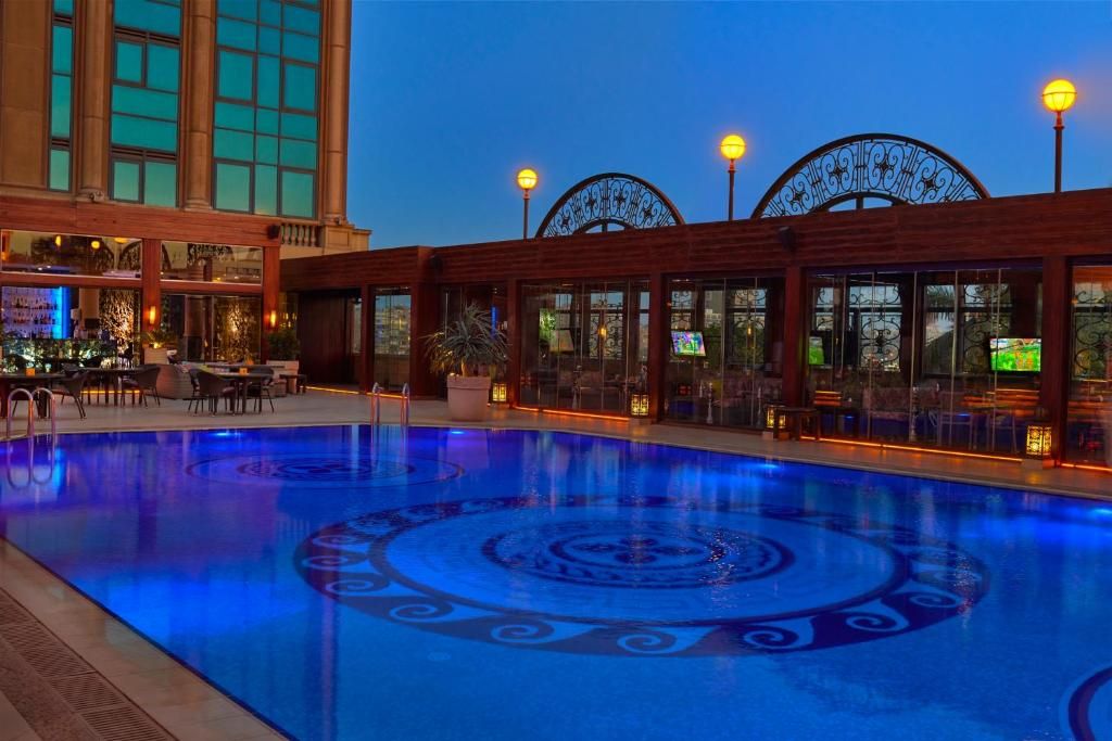 Four Seasons Hotel Cairo at The First Residence фото 2