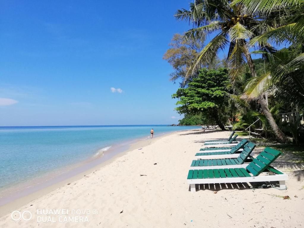White Sand Beach Resort фото 118
