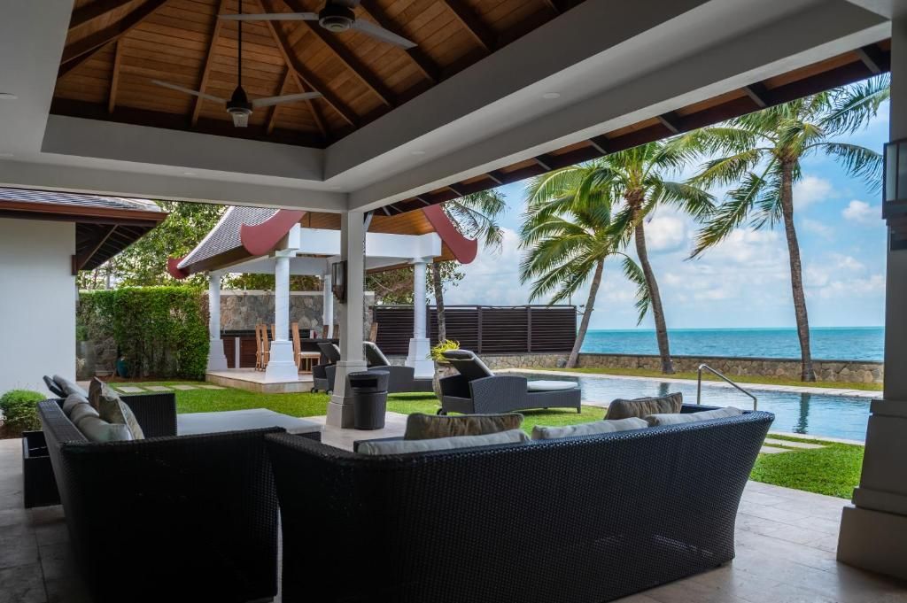Miskawaan Beachfront Villas фото 24