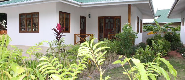 Фото отеля Le Surmer Self Catering Chalets