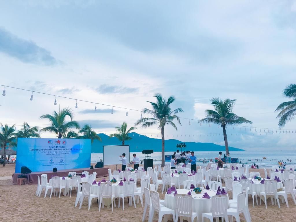 Holiday Beach Danang Hotel & Spa фото 61