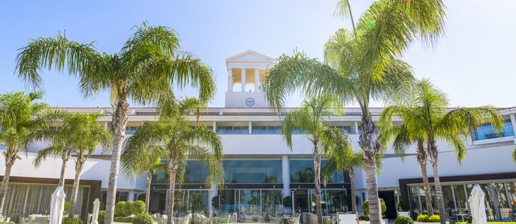 Фото отеля Olympic Lagoon Resort Paphos