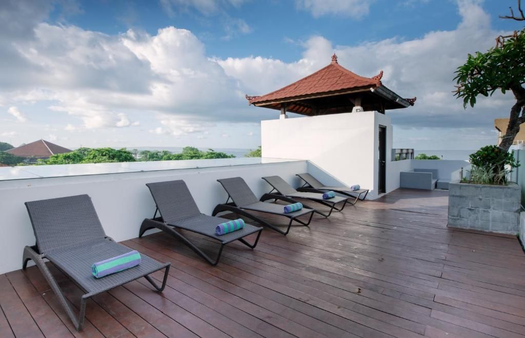 Kuta Beach Hotel фото 31