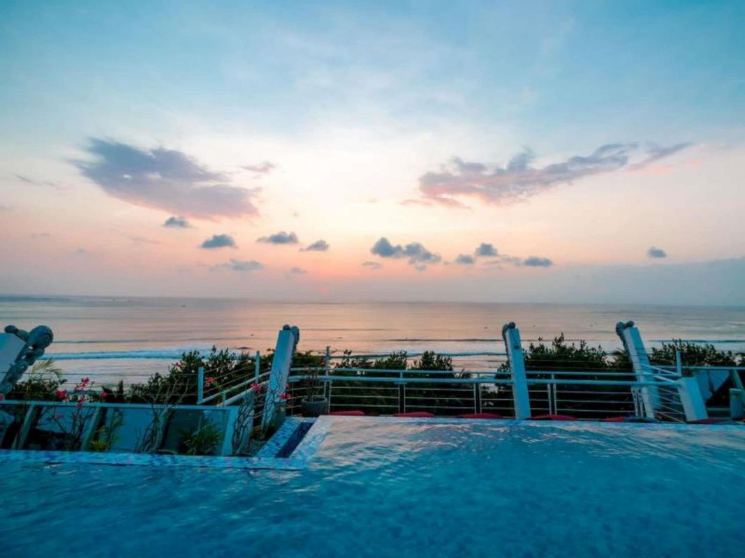 Kutabex Beach Front Hotel фото 27
