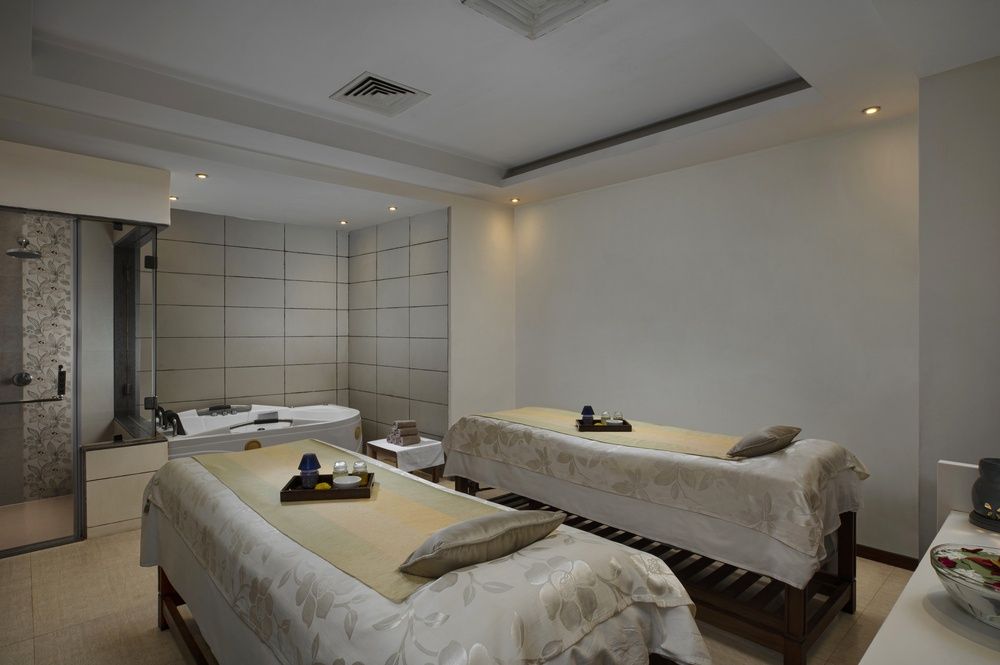 Radisson Blu Resort Goa Cavelossim Beach фото 79