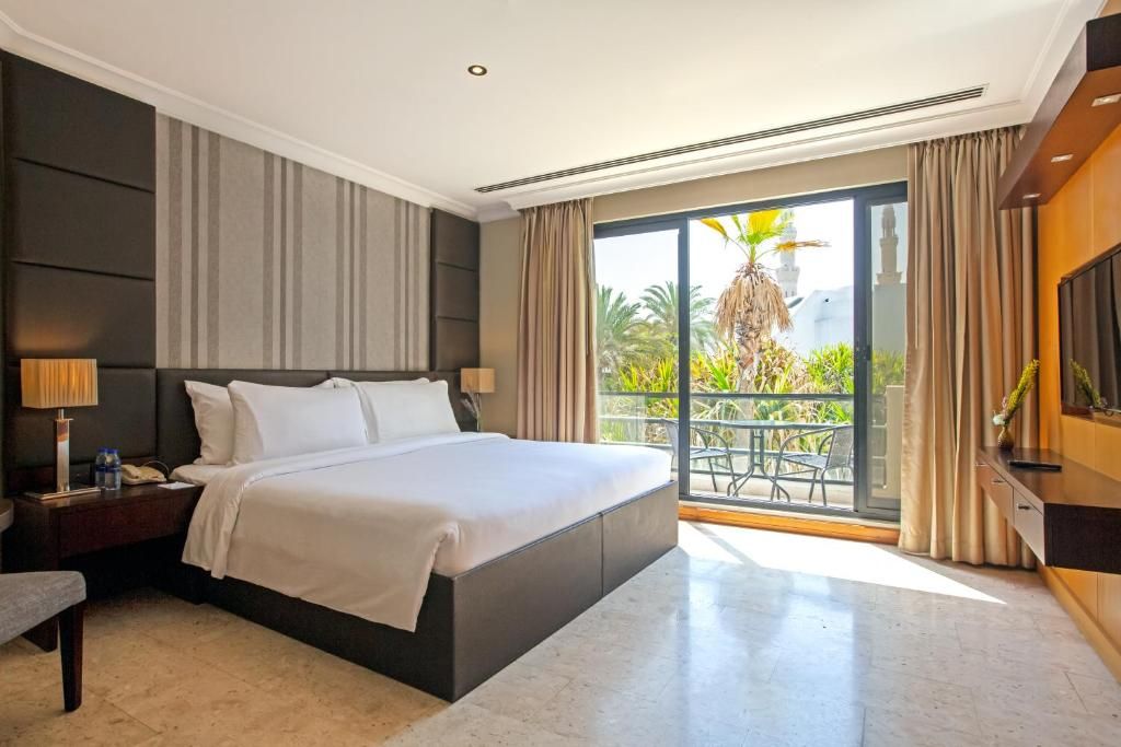 Dubai Marine Beach Resort & Spa фото 52