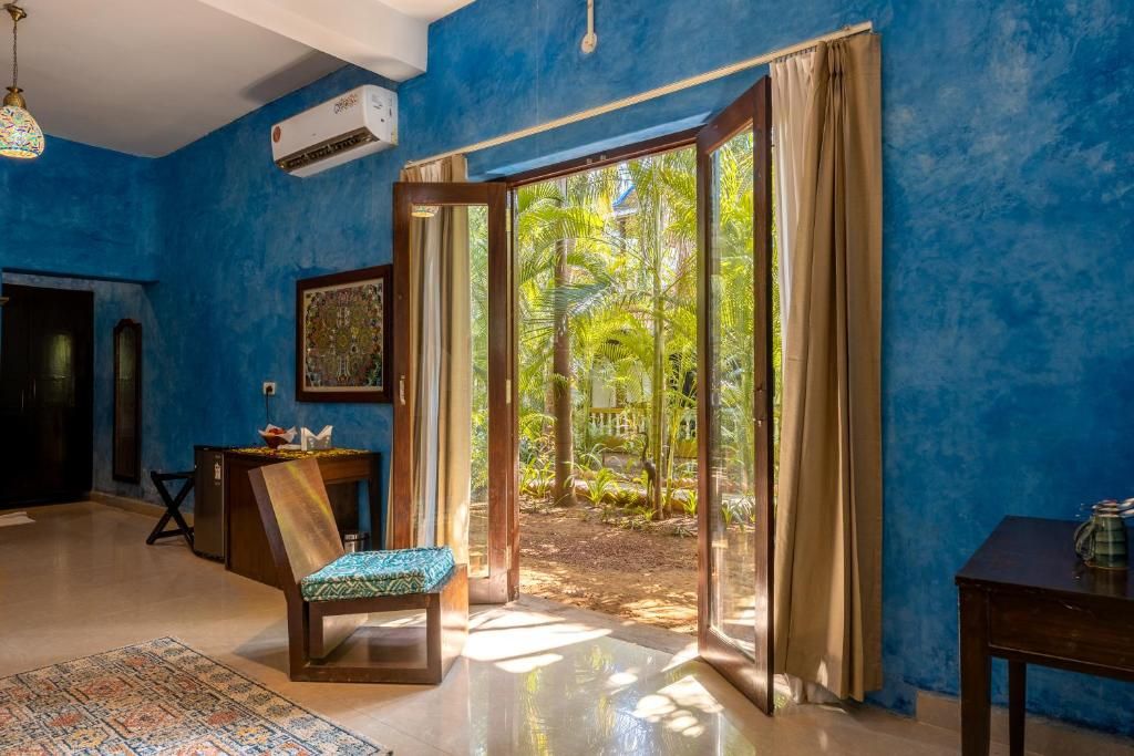 juSTa Morjim Beach Resort фото 47