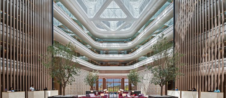 Фото отеля Курортный отель JA The Resort - JA Lake View