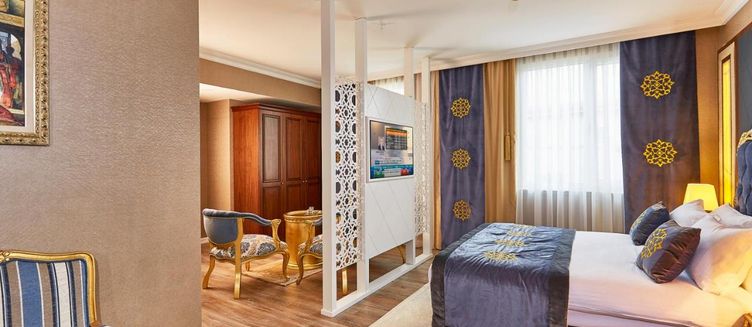 Фото отеля Seres Old Sity Hotel