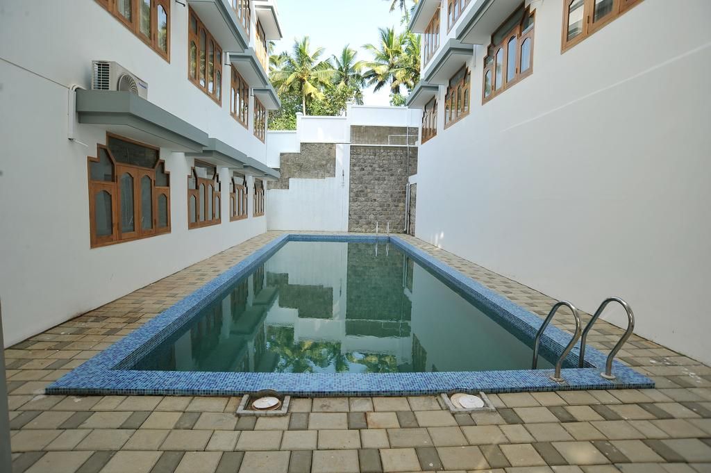 Indraprastha Beach Resort фото 2