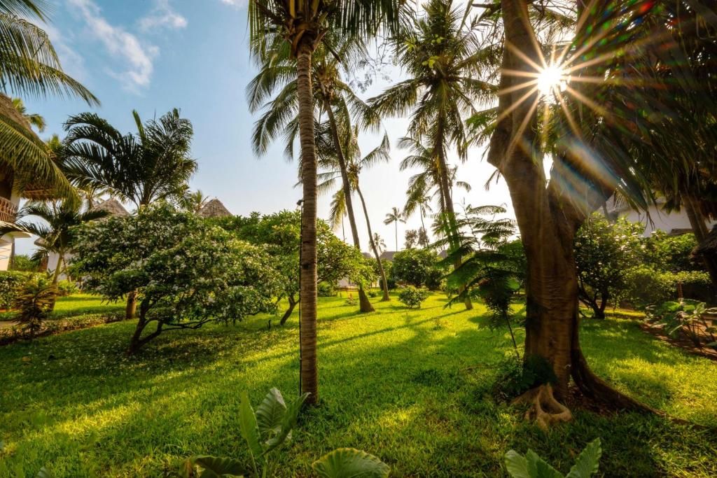 Nungwi Beach Resort by Turaco фото 151
