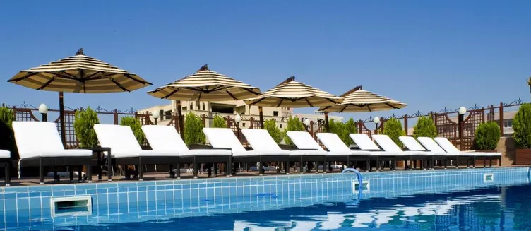 Фото отеля Grand Hotel Yerevan