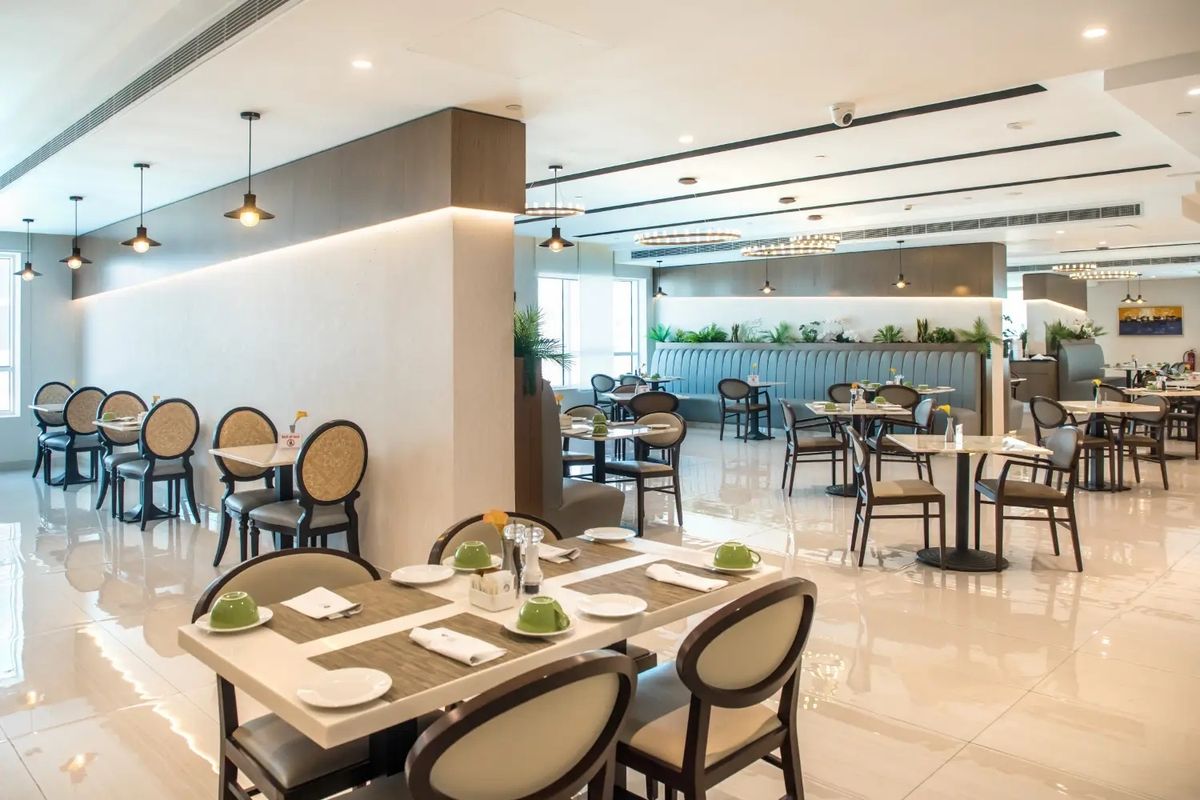 Elite Byblos Hotel – Mall of The Emirates фото 7
