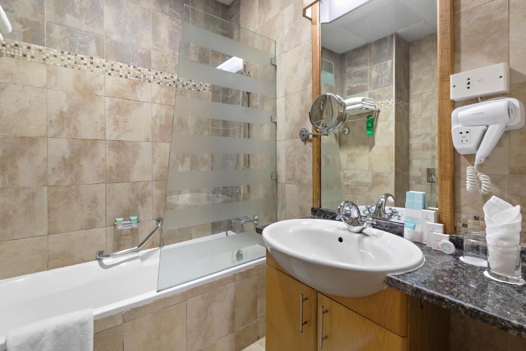 Al Khoory Hotel Apartments Al Barsha фото 43