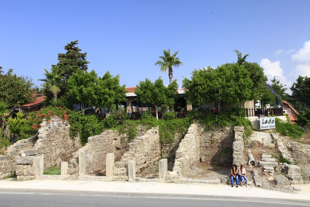 Leda Beach Hotel фото 24