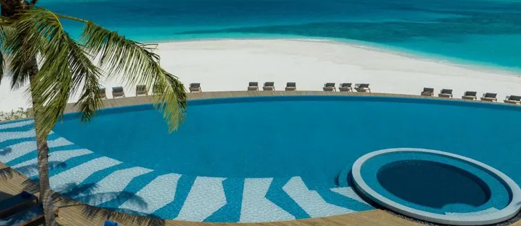 Фото отеля Avani+ Fares Maldives Resort