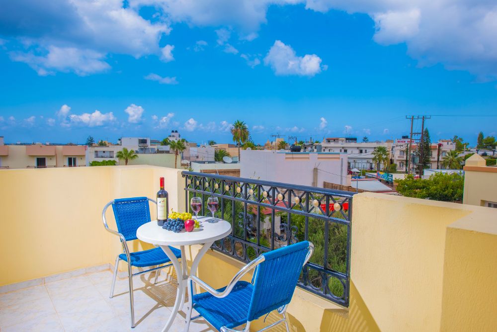 Irida Hotel Apartments фото 24