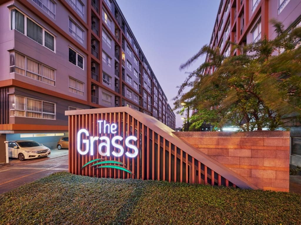 The Grass Serviced Suites фото 46