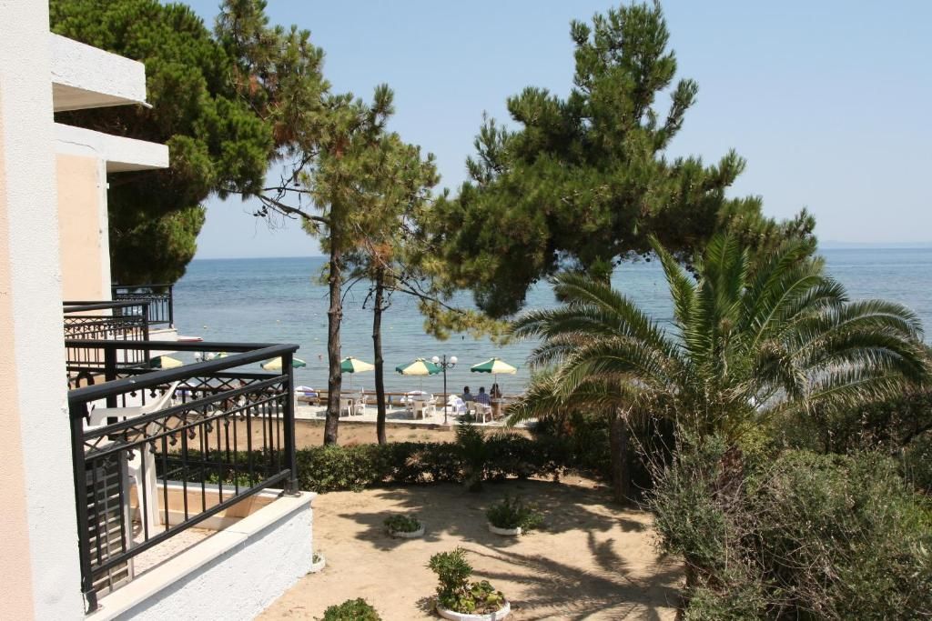 Castello Beach Hotel фото 2